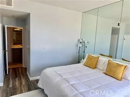 Bedroom - 1310 E Ocean #906, Long Beach, CA 90802 photo 1 of 8