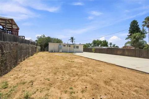 Exterior - 777 Arliss, Riverside, CA 92507 photo 5 of 5