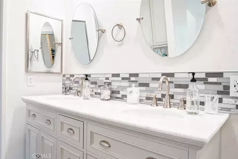 Bath - 9053 Limecrest Dr, Riverside, CA 92508 photo 1 of 3