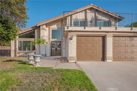 Exterior - 1349 Magnolia Ave, Redlands, CA 92373 photo 6 of 17