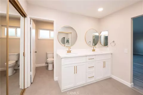 Bath - 1349 Magnolia Ave, Redlands, CA 92373 photo 7 of 13