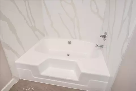 Bath - 1349 Magnolia Ave, Redlands, CA 92373 photo 11 of 13