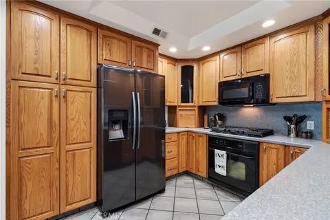 Kitchen - 5651 Abilene, Riverside, CA 92506 photo 4 of 4