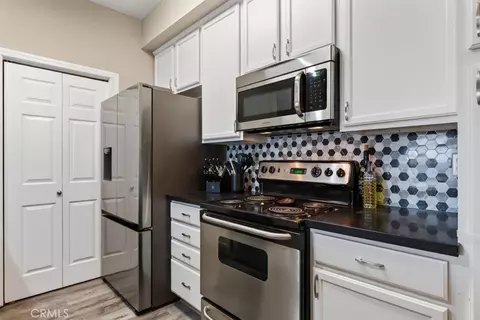 Kitchen - 375 Central #182, Riverside, CA 92507 photo 3 of 4