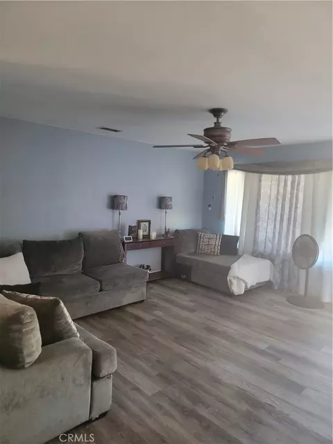 4597 Alondro Dr, Riverside, CA 92509 photo 2