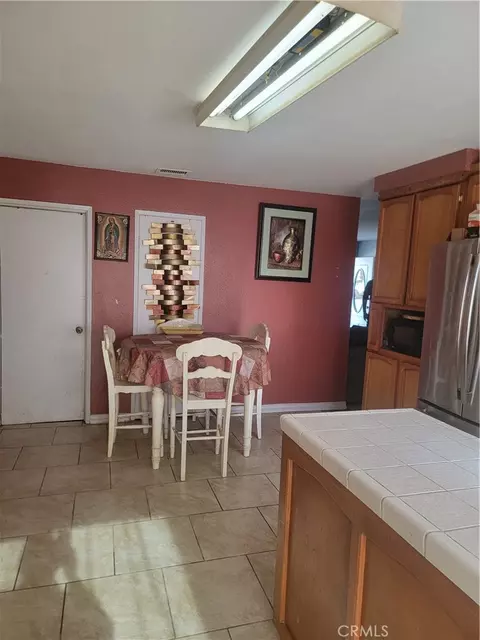 4597 Alondro Dr, Riverside, CA 92509 photo 6