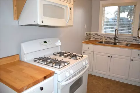 Kitchen - 3452 Mulberry St, Riverside, CA 92501 photo 2 of 6