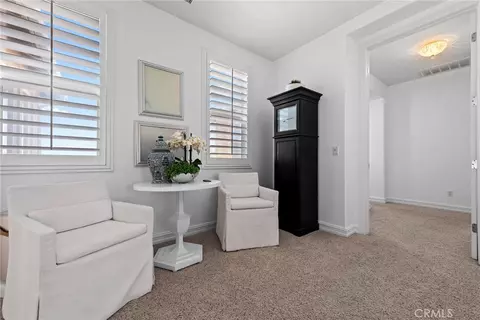 Entry Way - 455 Wrightwood Ct, Riverside, CA 92506 photo 4 of 6