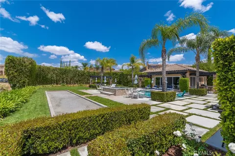 Exterior - 455 Wrightwood Ct, Riverside, CA 92506 photo 9 of 13