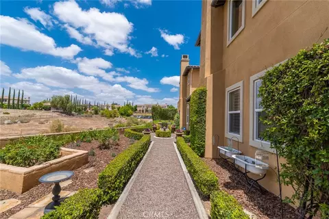 Exterior - 455 Wrightwood Ct, Riverside, CA 92506 photo 8 of 13