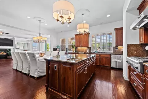 Kitchen - 455 Wrightwood Ct, Riverside, CA 92506 photo 2 of 3