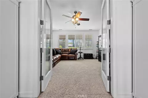 Entry Way - 455 Wrightwood Ct, Riverside, CA 92506 photo 5 of 6