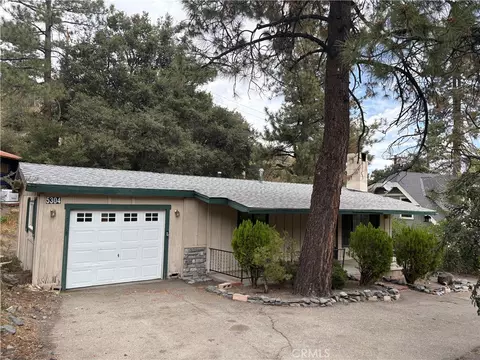 Exterior - 5304 Desert Vw, Wrightwood, CA 92397 photo 1 of 4