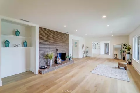 Living - 6174 Hawarden, Riverside, CA 92506 photo 1 of 5