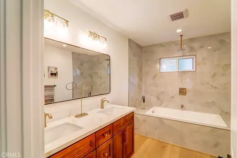 Bath - 6174 Hawarden, Riverside, CA 92506 photo 1 of 4