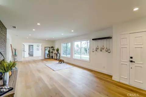 Living - 6174 Hawarden, Riverside, CA 92506 photo 2 of 5