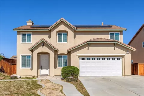 13674 Buena Vista Dr, Hesperia, CA 92344