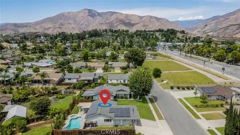 View/Area - 27888 Rainbow Ln, Highland, CA 92346 photo 2 of 5