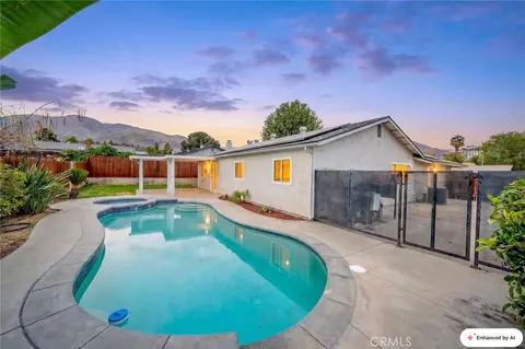 Exterior - 27888 Rainbow Ln, Highland, CA 92346 photo 5 of 12