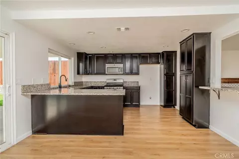 Other - 27888 Rainbow Ln, Highland, CA 92346 photo 4 of 9