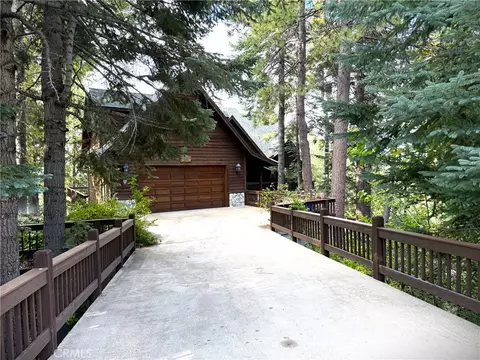 285 Fairway, Lake Arrowhead, CA 92352