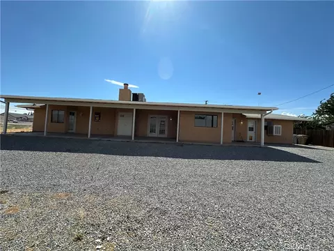 Exterior - 7515 Peach, Hesperia, CA 92345 photo 6 of 6