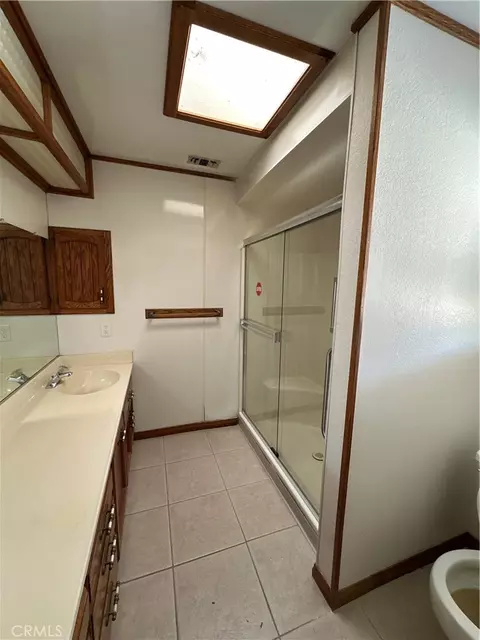 Bath - 7515 Peach, Hesperia, CA 92345 photo 4 of 4