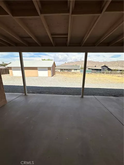 Exterior - 7515 Peach, Hesperia, CA 92345 photo 3 of 6