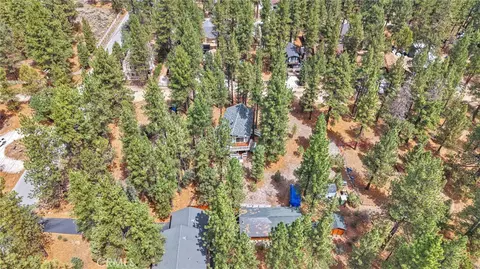 View/Area - 1140 Mitchell, Big Bear City, CA 92314 photo 9 of 11