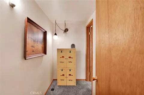 Entry Way - 1140 Mitchell, Big Bear City, CA 92314 photo 3 of 5