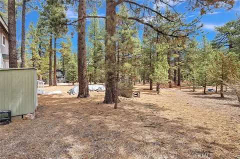 Exterior - 1140 Mitchell, Big Bear City, CA 92314 photo 9 of 12