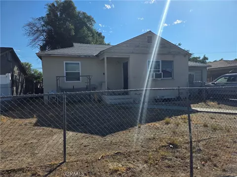 264 N Dillon, San Jacinto, CA 92583