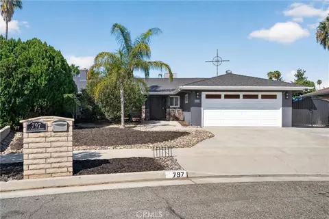 797 S Juanita St, Hemet, CA 92543