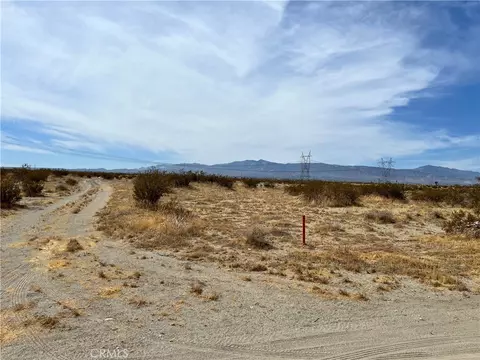 2 Sandstone Rd, Phelan, CA 92301 photo 1