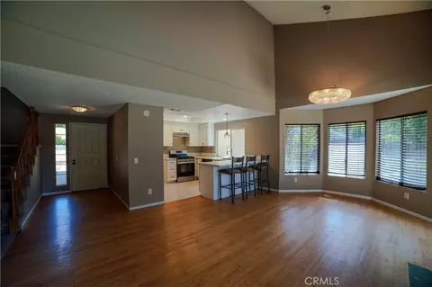 Living - 30446 Spica Ct, Temecula, CA 92592 photo 2 of 4