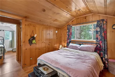 Bedroom - 1190 Scenic, Rimforest, CA 92378 photo 5 of 5