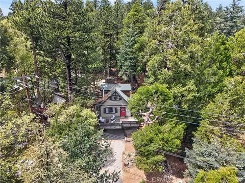 View/Area - 1190 Scenic, Rimforest, CA 92378 photo 3 of 4