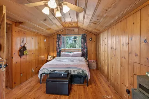 Bedroom - 1190 Scenic, Rimforest, CA 92378 photo 4 of 5