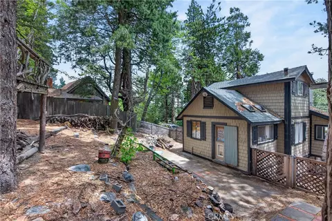 Exterior - 1190 Scenic, Rimforest, CA 92378 photo 12 of 13