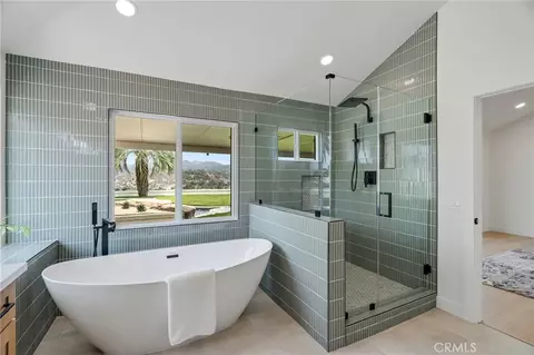 Bath - 13971 Pequot Dr, Poway, CA 92064 photo 1 of 6