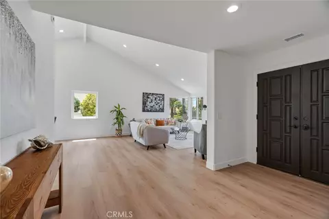 Entry Way - 13971 Pequot Dr, Poway, CA 92064 photo 1 of 6