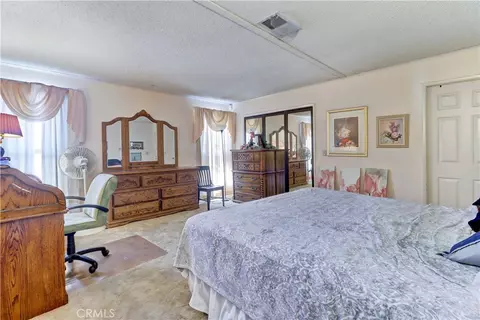470 Quail Ct, Perris, CA 92570 photo 2
