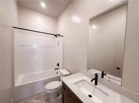 Bath - 2262 N Marion, Clovis, CA 93619 photo 4 of 4