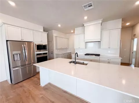 Kitchen - 2262 N Marion, Clovis, CA 93619 photo 1 of 2