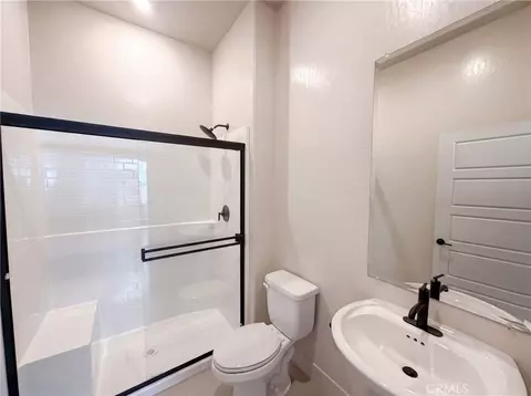 Bath - 2262 N Marion, Clovis, CA 93619 photo 3 of 4
