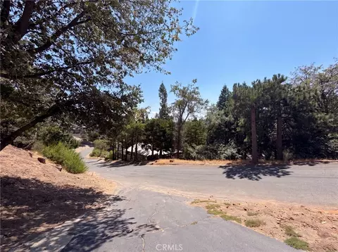 Exterior - 22360 Briarwood, Crestline, CA 92325 photo 6 of 6