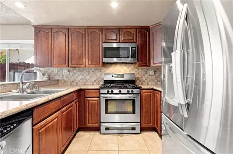 Kitchen - 737 E Jackson, Rialto, CA 92376 photo 1 of 2
