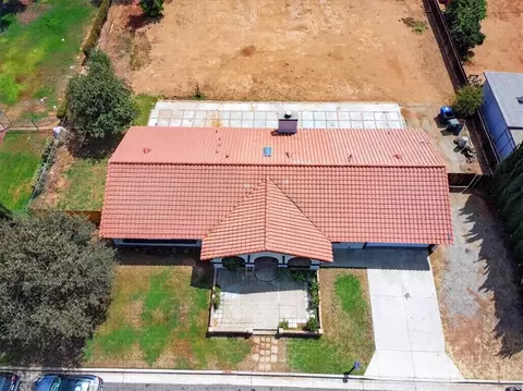 View/Area - 7950 Olivia Way, Riverside, CA 92509 photo 2 of 5