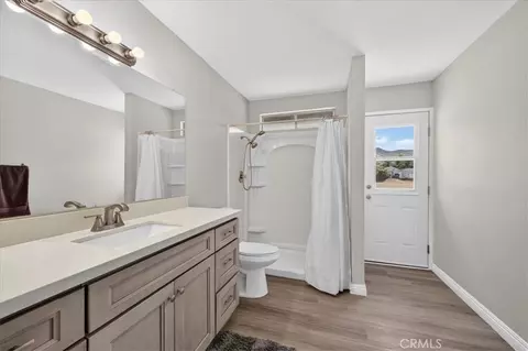 Bath - 7950 Olivia Way, Riverside, CA 92509 photo 1 of 3
