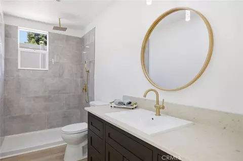 Bath - 112 Manzanita, Tehachapi, CA 93561 photo 1 of 5